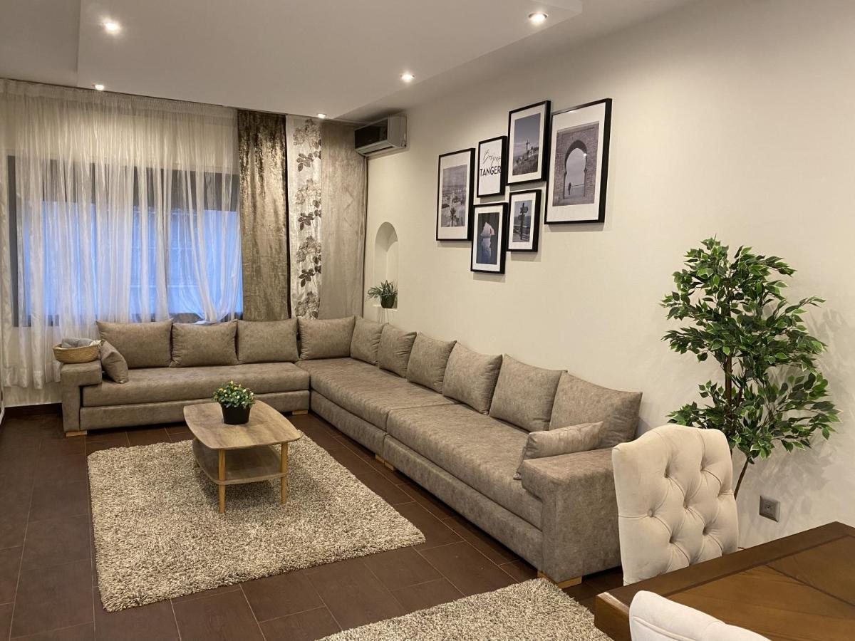 Appartement Moderne Et Spacieux Au Coeur De Tanger ภายนอก รูปภาพ